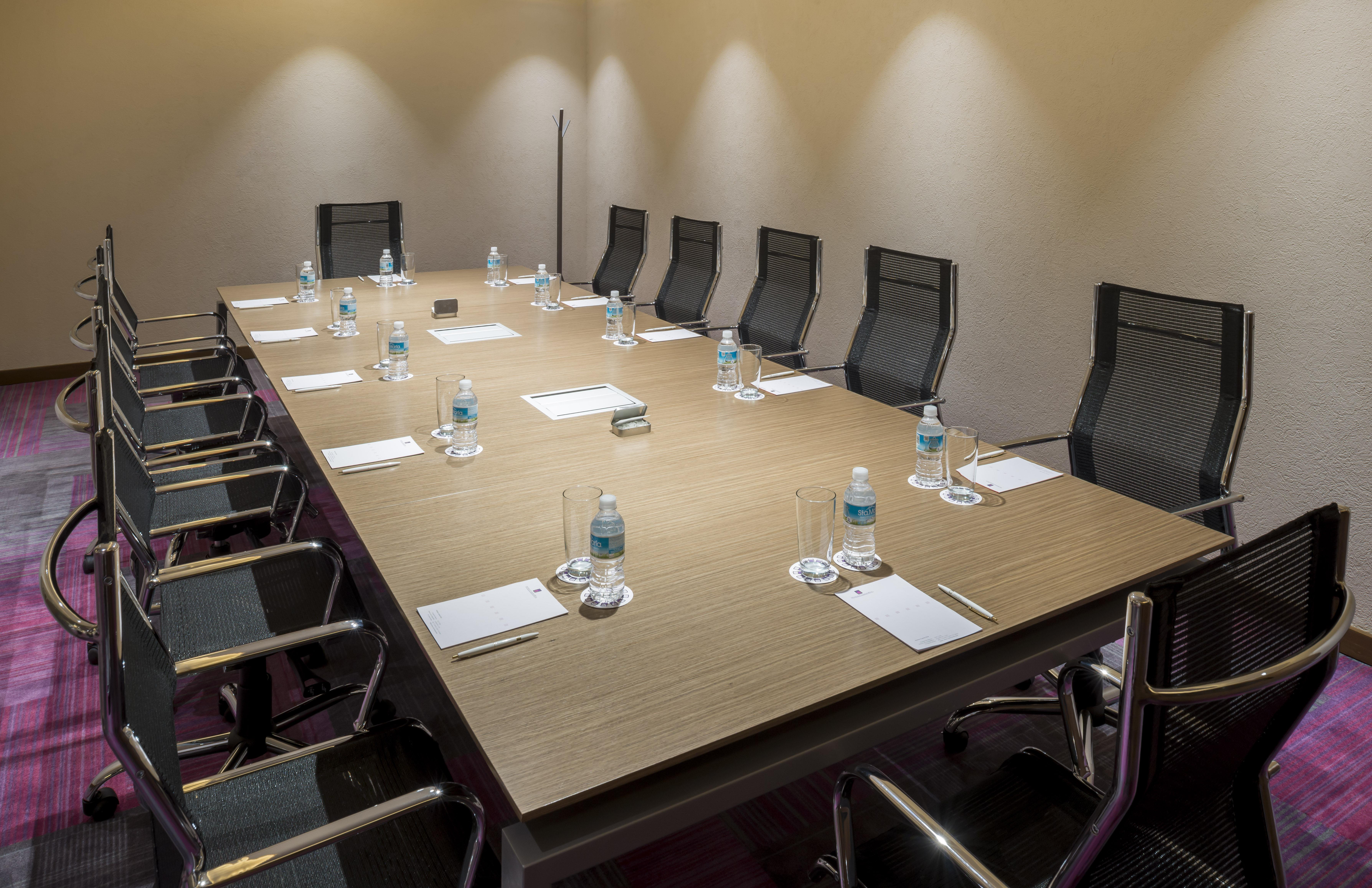Camino Real Pedregal Mexico Hotel Exterior foto A boardroom table