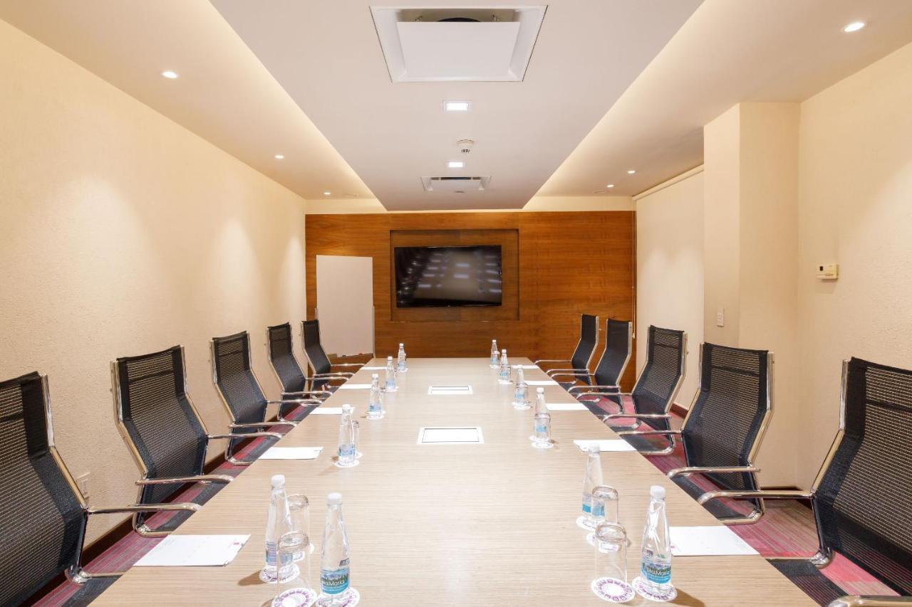 Camino Real Pedregal Mexico Hotel Exterior foto Meeting room